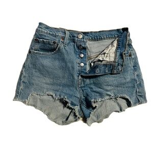 Women’s 501 Levi’s denim shorts